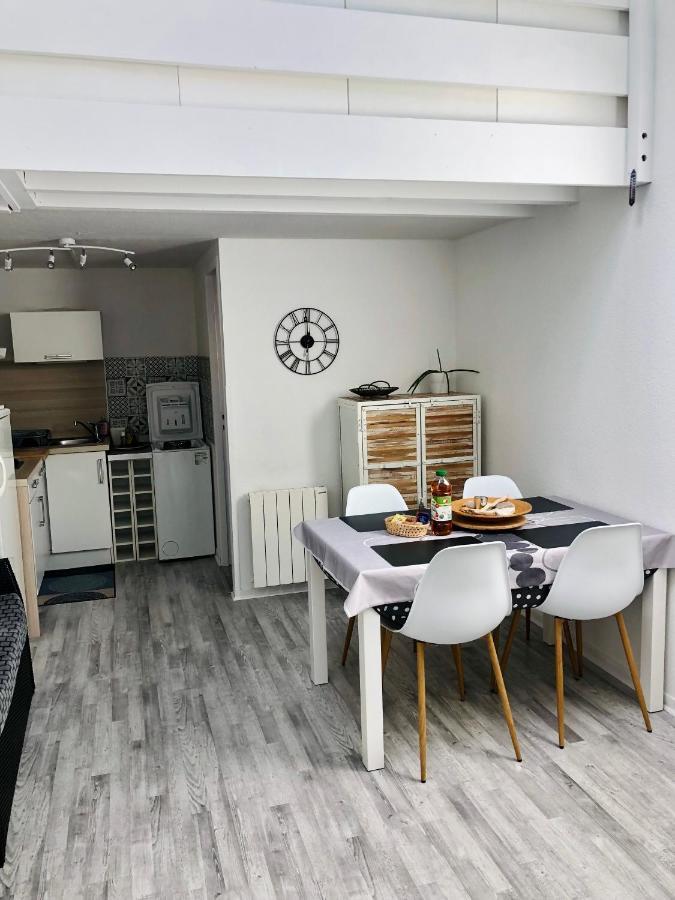 Appartement Duplex Lumineux Idealement Situe Арес Екстериор снимка