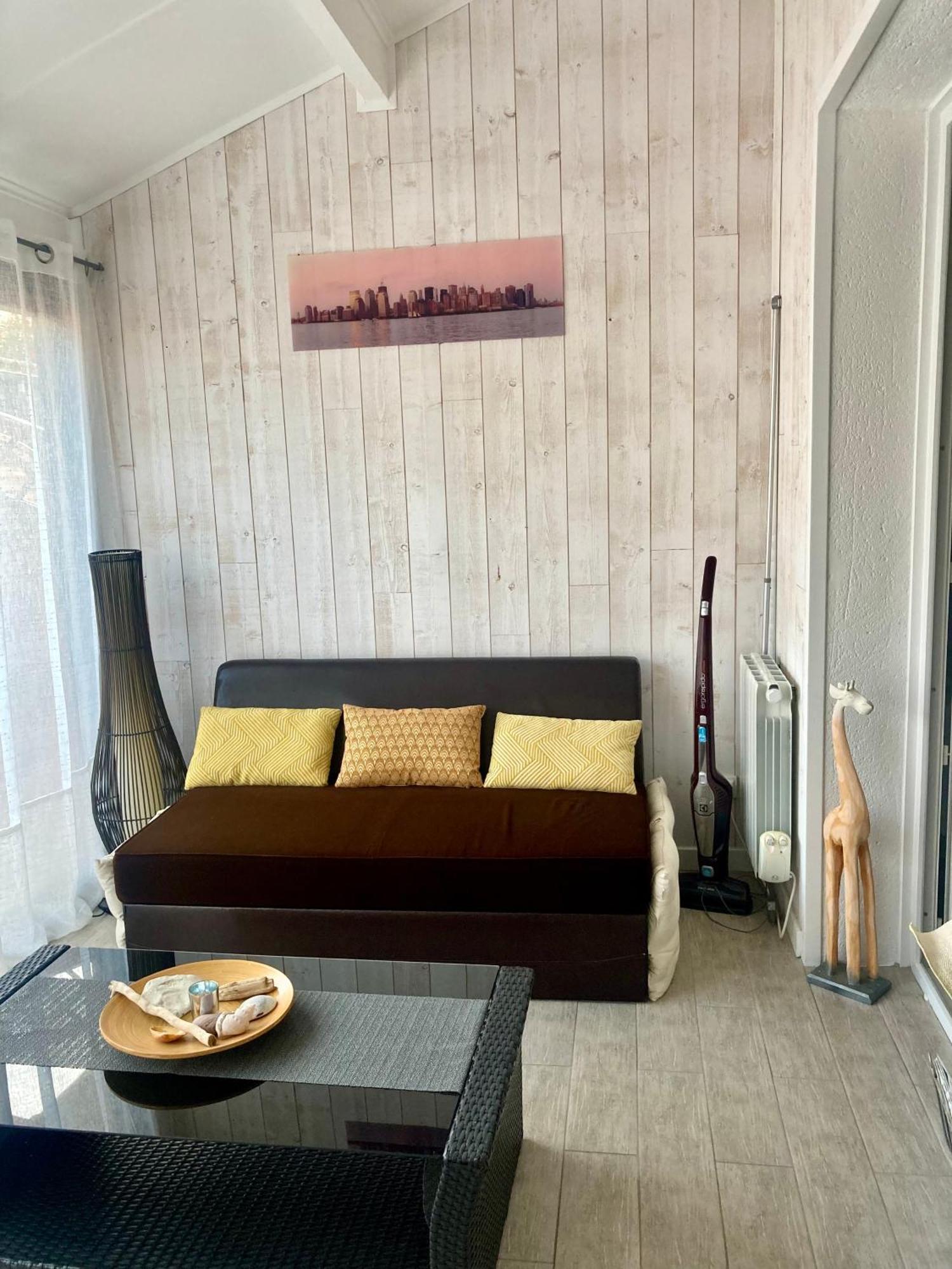Appartement Duplex Lumineux Idealement Situe Арес Екстериор снимка